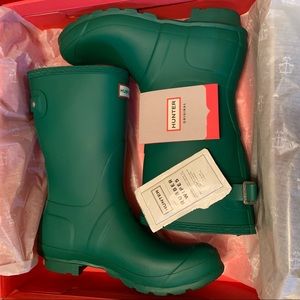 Hunter size 9 rain boots